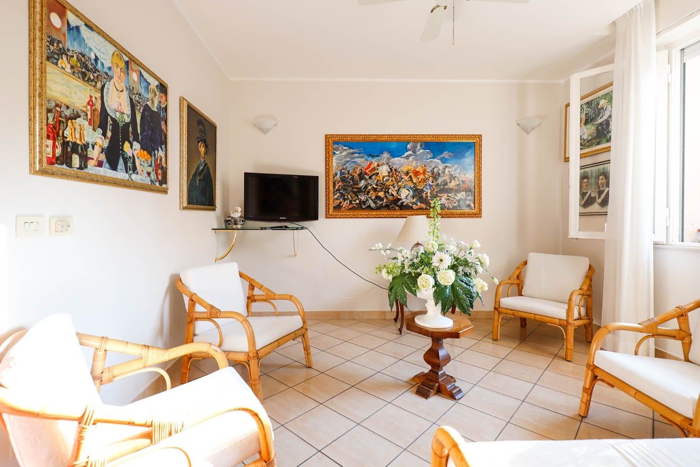 Hotel Doriana.jpeg