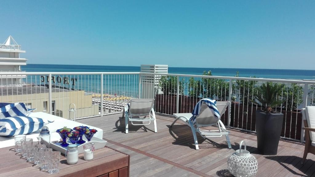 hotel apollo riccione 2 .jpeg